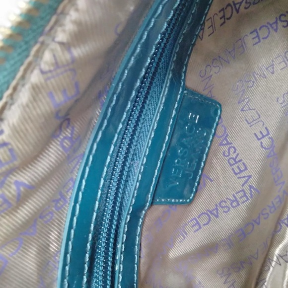 Auth Versace Jeans Emerald Green Patent Leather Mini Shoulder Bag - Picture 9 of 11